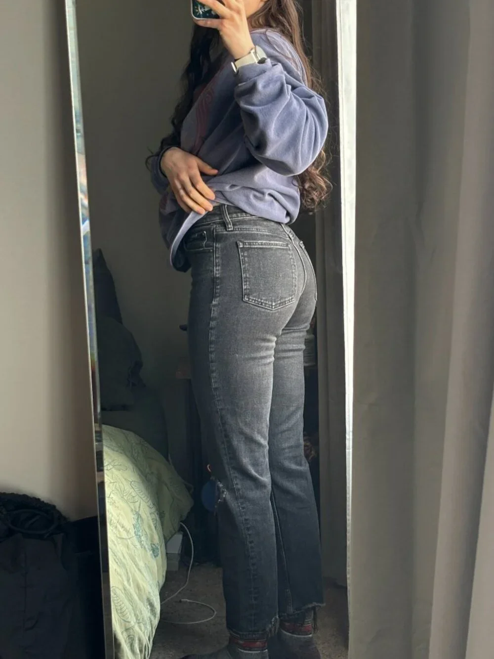 Abercrombie Mom High Rise - Picture 4 of 4